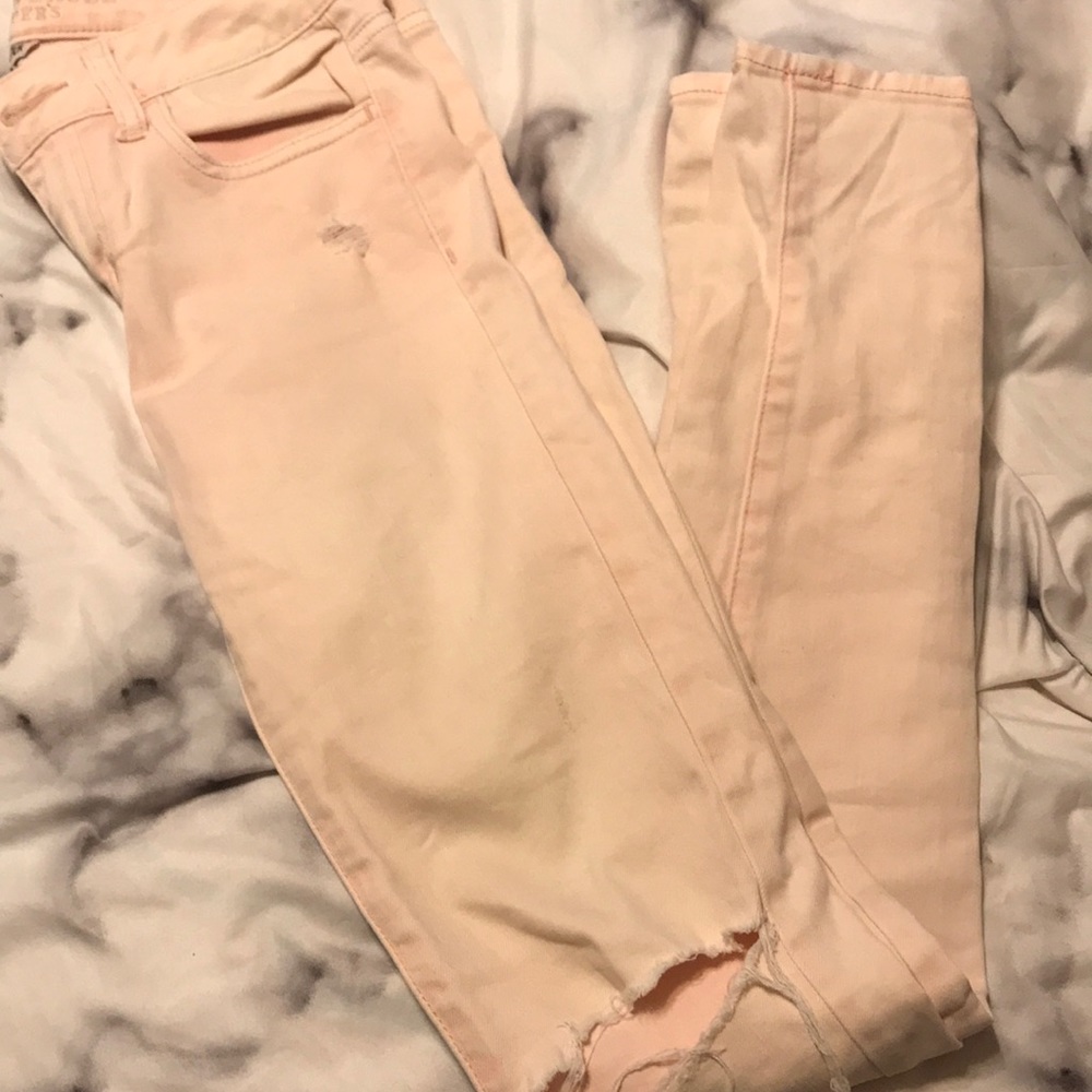 american eagle ripped jeans